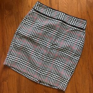 Banana Republic Houndstooth Grid Skirt